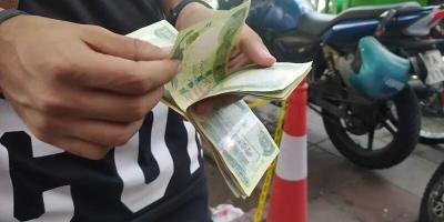 پیام ممنوعیت معاملات دلاری در عراق به تهران چیست؟