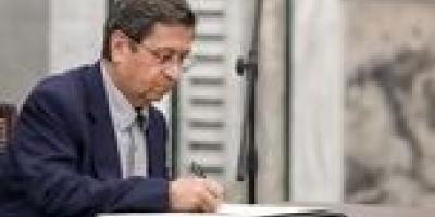 اولویت اصلی سیاست‌گذار پولی، مهار تورم است